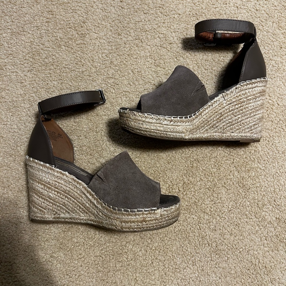 Steve Madden Charcoal and Tan Wedge Sandals